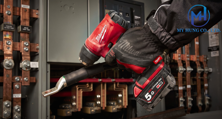 Ứng dụng máy khò nhiệt Milwaukee M18 BHG-0 trong thi công co ống nhiệt