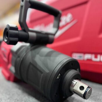 Máy siết bu lông dùng pin 18V Milwaukee M18 ONEFHIWF1DS-0