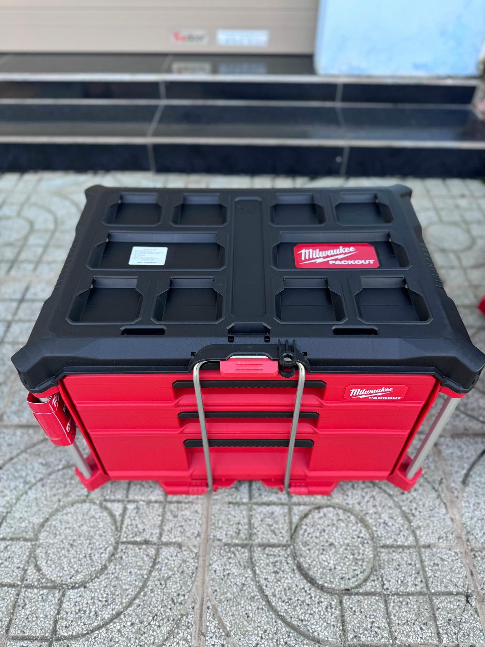 Hộp Đựng Dụng Cụ PACKOUT MILWAUKEE 48-22-8447