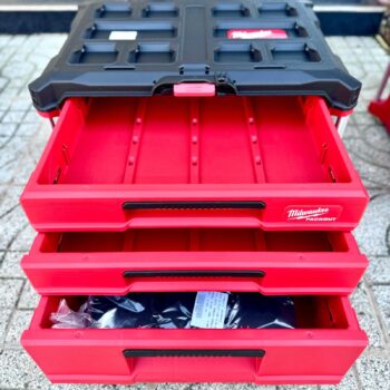 Hộp Đựng Dụng Cụ PACKOUT MILWAUKEE 48-22-8447