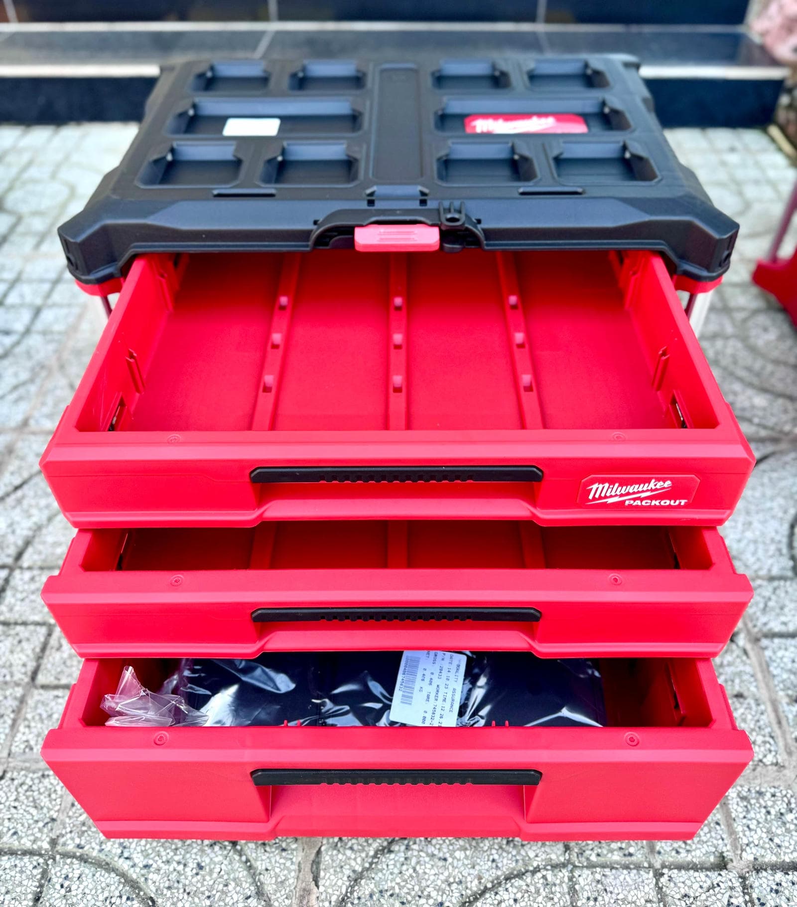 Hộp Đựng Dụng Cụ PACKOUT MILWAUKEE 48-22-8447