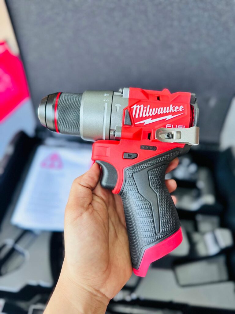 Máy khoan động lực Milwaukee M12 FPD2