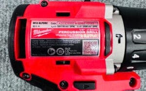 Phân Biệt Máy Khoan Milwaukee Chính Hãng và Hàng Giả