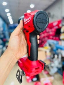 Phân biệt qua thiết kế, bao bì, trọng lượng và cảm giác sử dụng