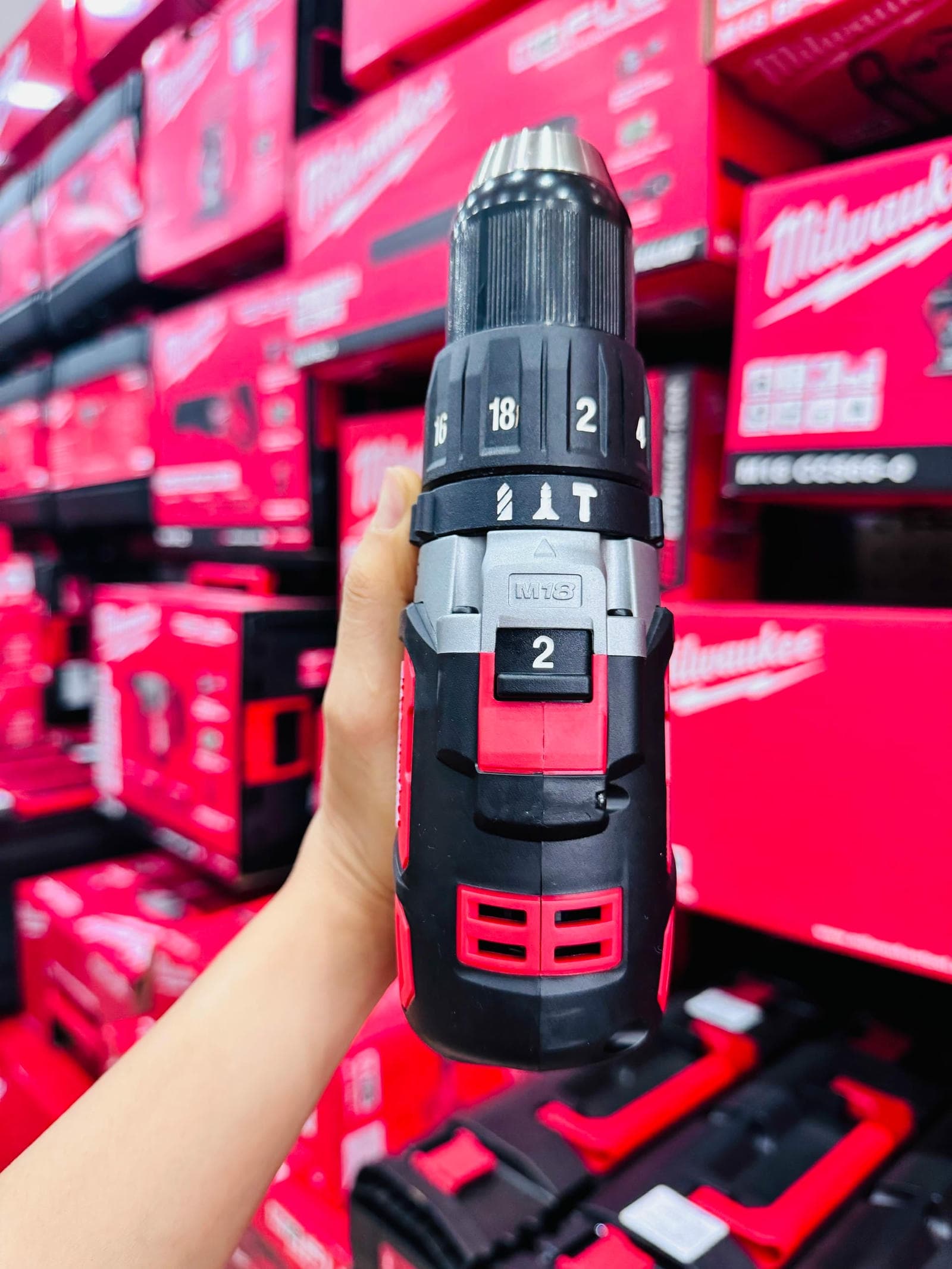 MÁY KHOAN ĐỘNG LỰC M18 BPD