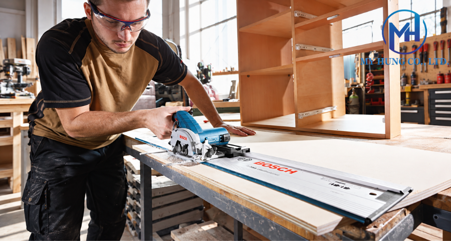 Ứng dụng máy cưa đĩa dùng pin Bosch GKS 12V-LI